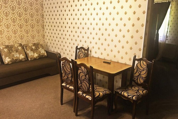 Room 22 of 48