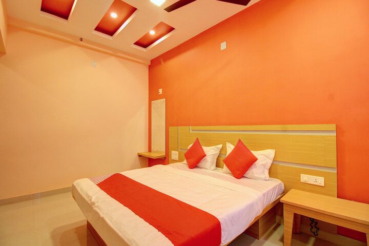 Room 6 of 26