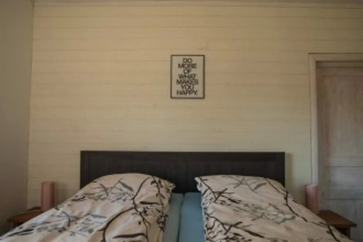Image of Husky Lodge