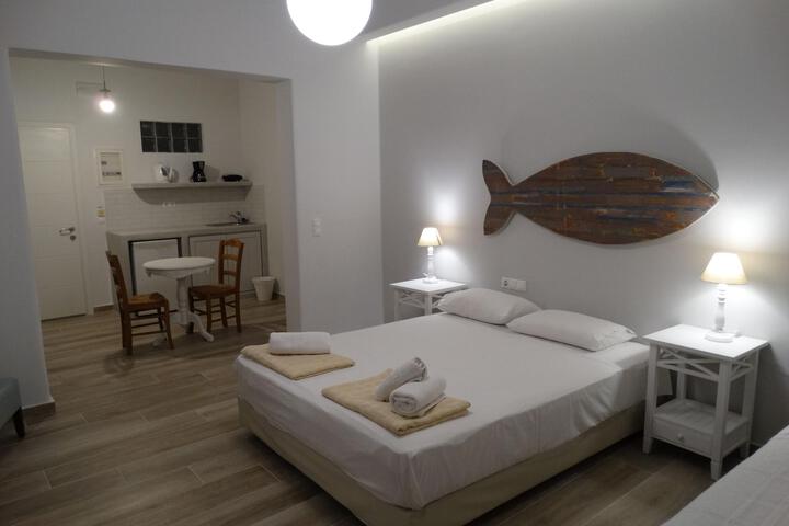 Room 15 of 43
