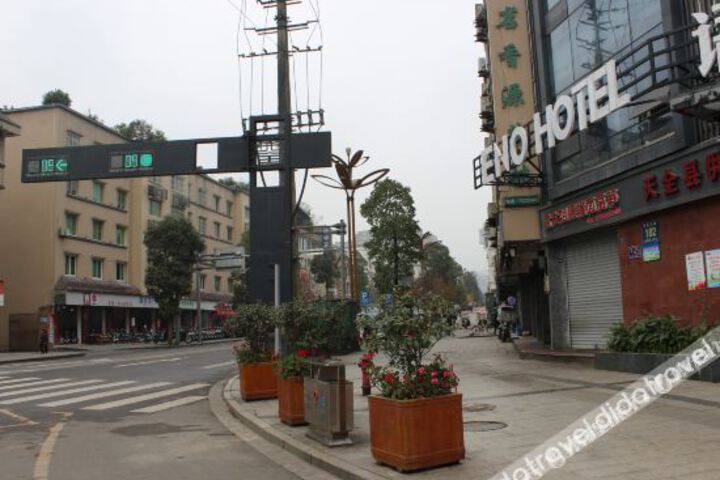 Hotel 4 of 14