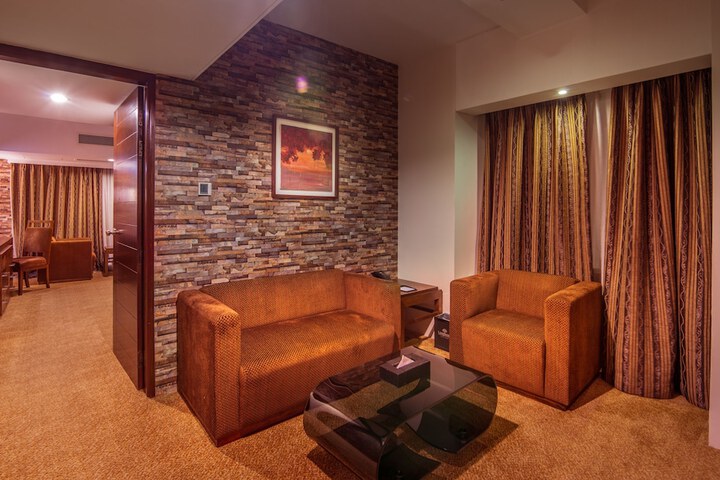 Room 21 of 72