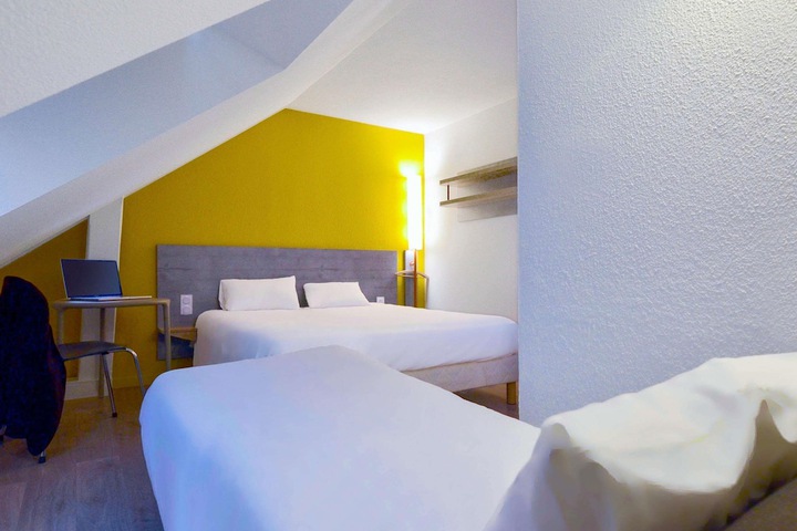 Room 16 of 41