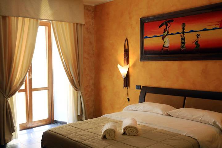 Room 17 of 38