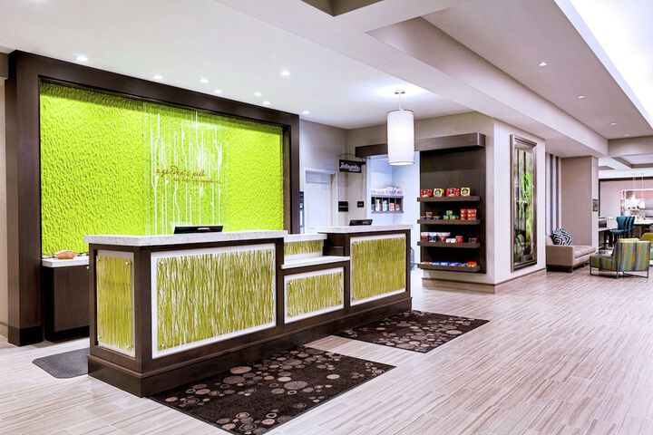 Snack bar