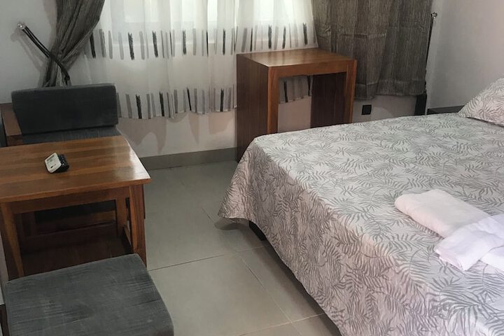 Room 7 of 27