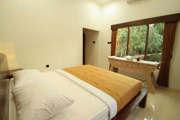 Room 5 of 38