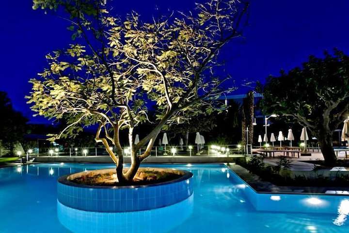 Pool 51 of 118