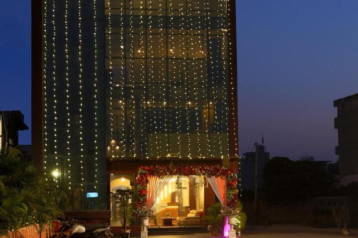 Hotel Satkar