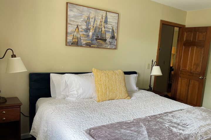 Room 6 of 47