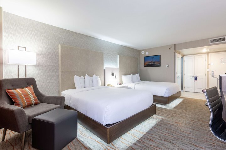 Room 16 of 53