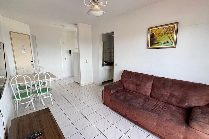Room 8 of 35