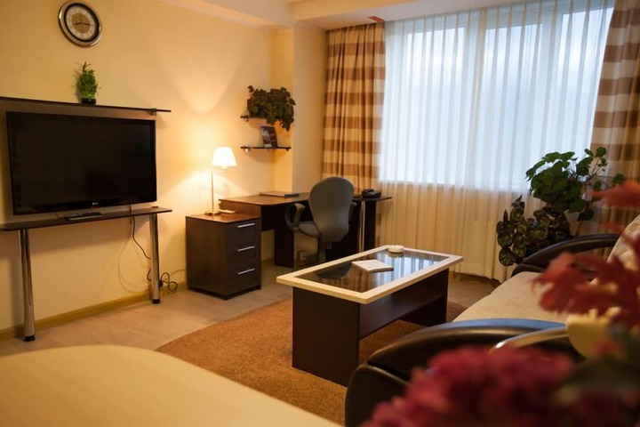 Room 6 of 56