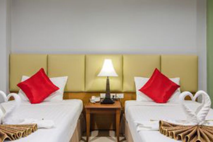Room 33 of 67