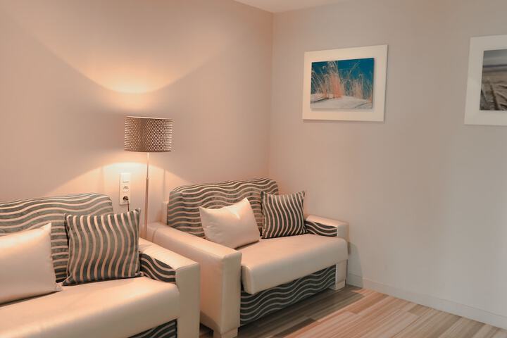 Room 16 of 33