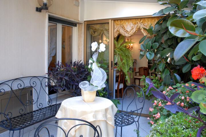Terrace/Patio 29 of 32