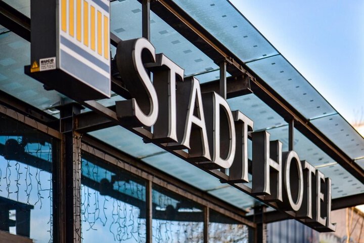 Hotel 51 of 52