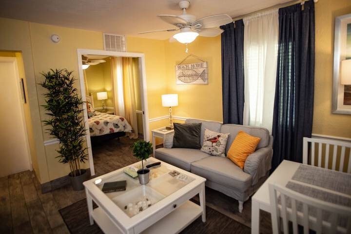 Room 11 of 44