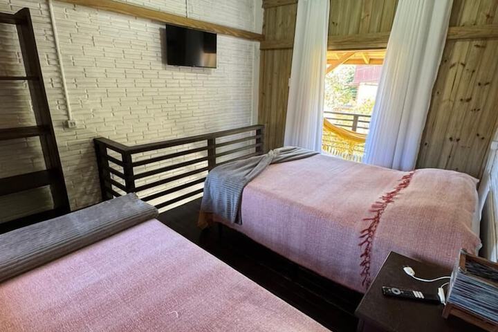 Room 10 of 48