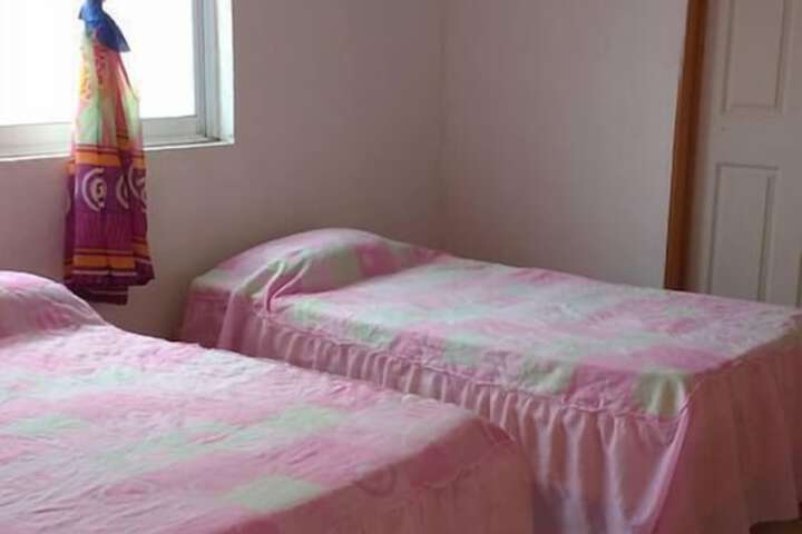 Room 9 of 26