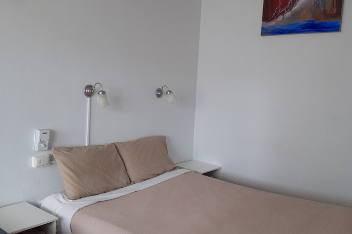 Room 40 of 86