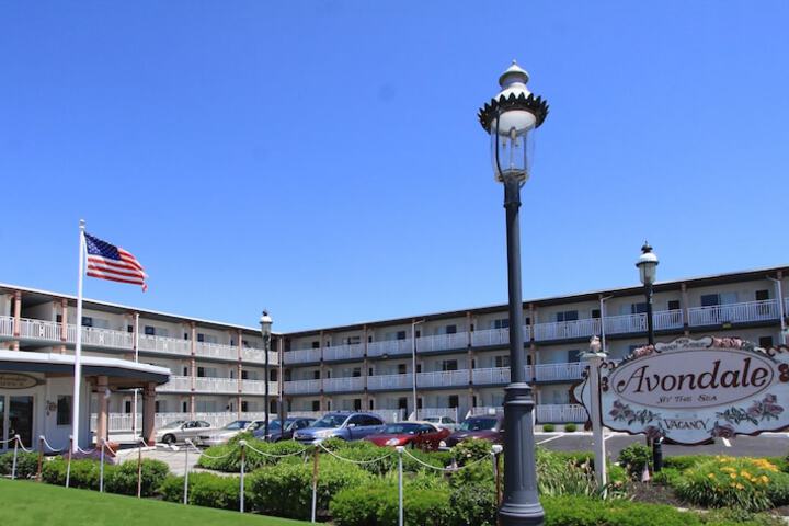 Avondale by the Sea Motel