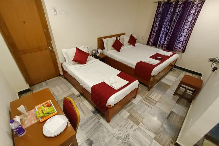 Room 34 of 93