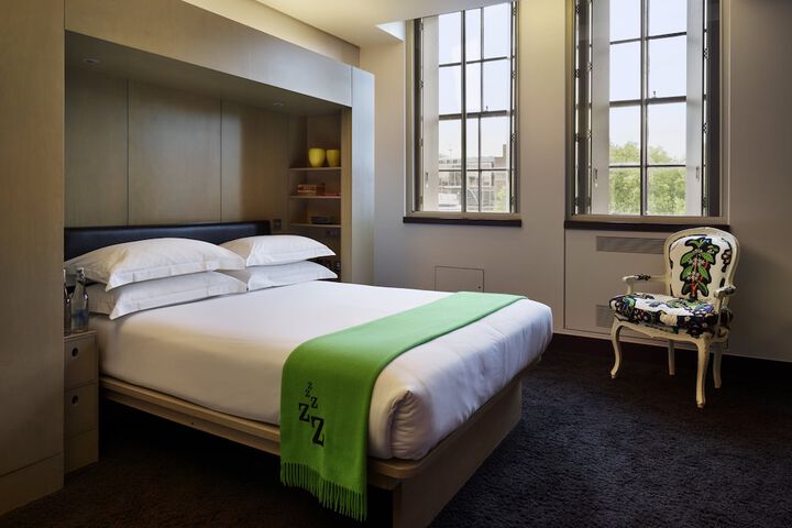 Room 17 of 55