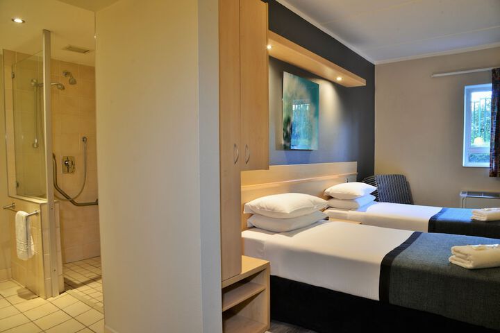 Room 5 of 21