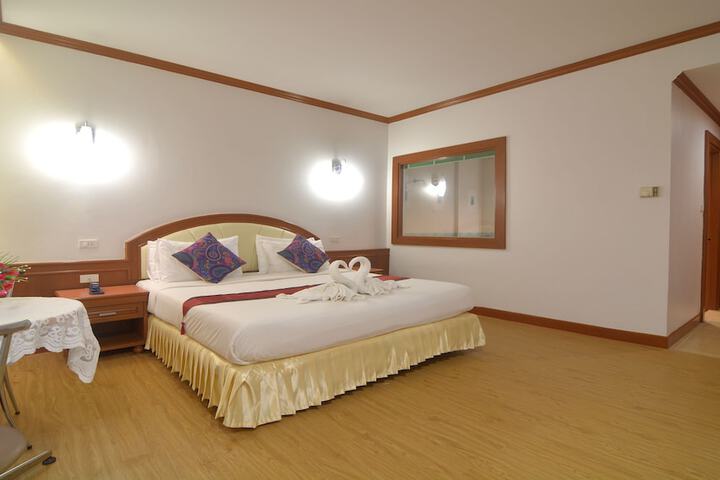 Room 14 of 73