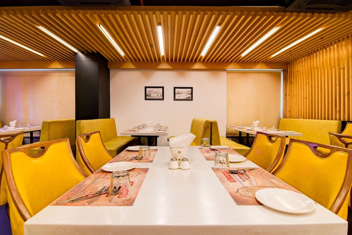 Dining 76 of 117
