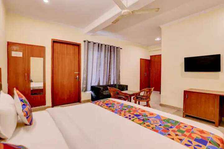 Room 19 of 31