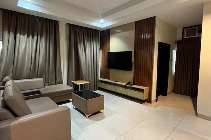 Room 10 of 39
