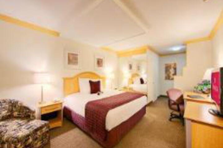 Image of RAMADA FORT LAUDERDALE OAKLAND PARK