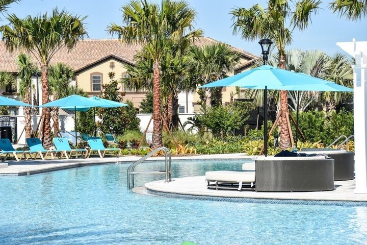 Pool 36 of 65