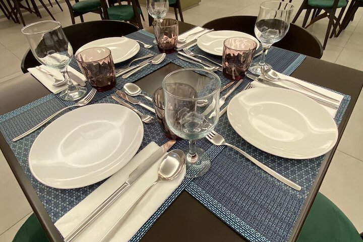 Dining 49 of 61