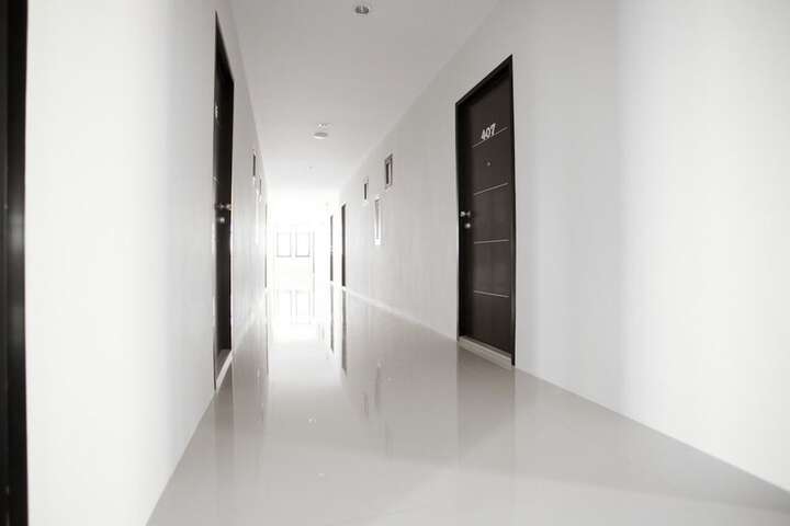 Ballroom/Hall 15 of 20