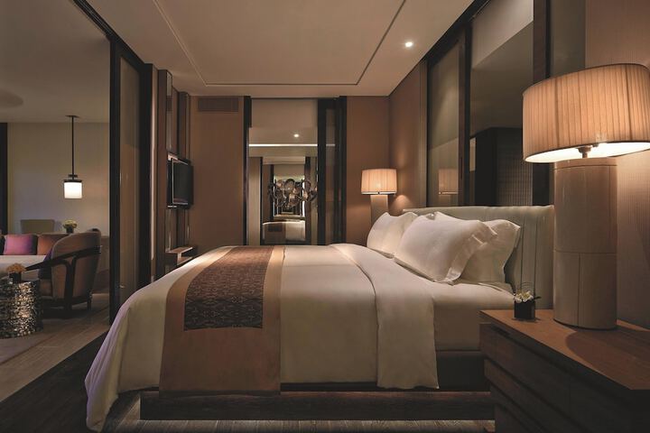 Room 51 of 259