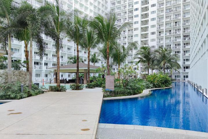 Lascianos SMDC Shore Residences by RedDoorz