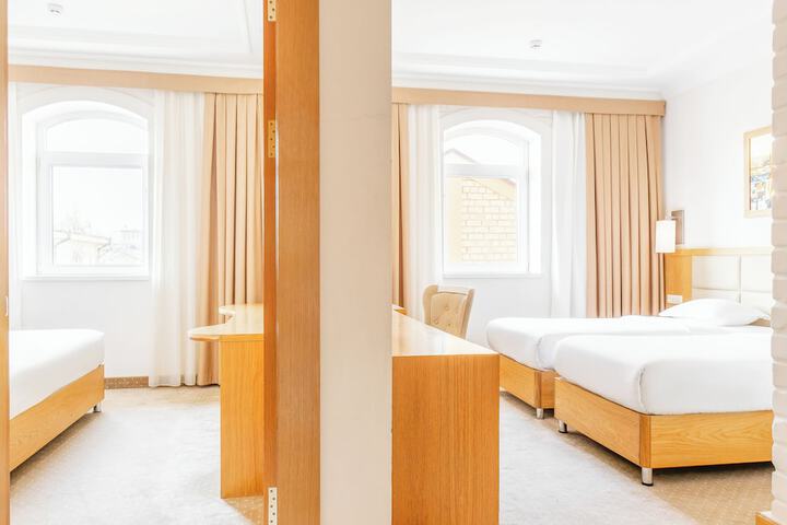 Room 29 of 60