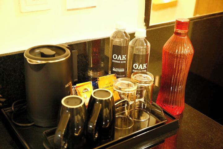Breakfast/Coffee Service 20 of 41