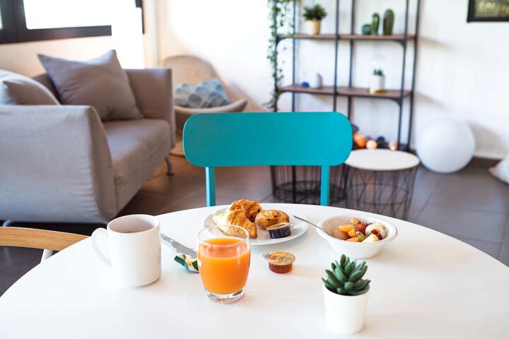 Breakfast area