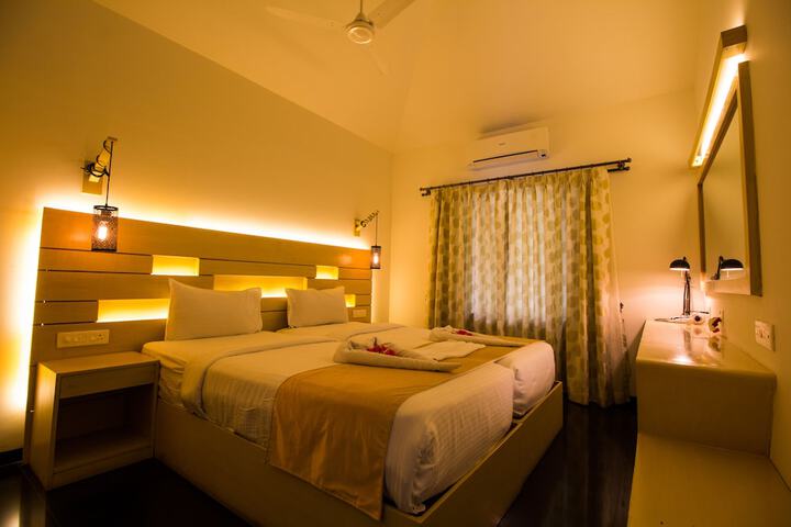 Room 18 of 47