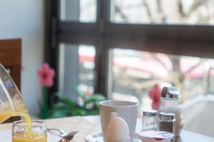 Breakfast/Coffee Service 42 of 47