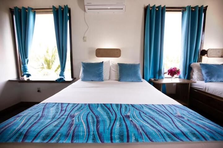 Room 4 of 52