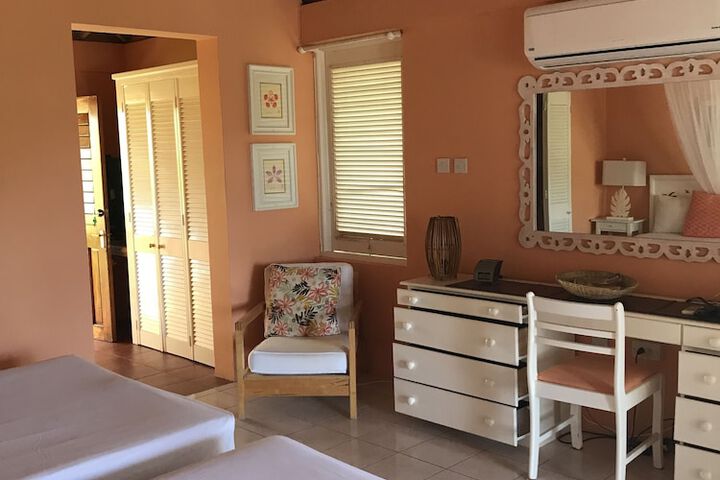 Room 8 of 53