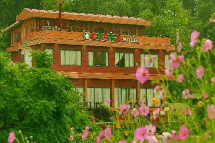 Essence Motel