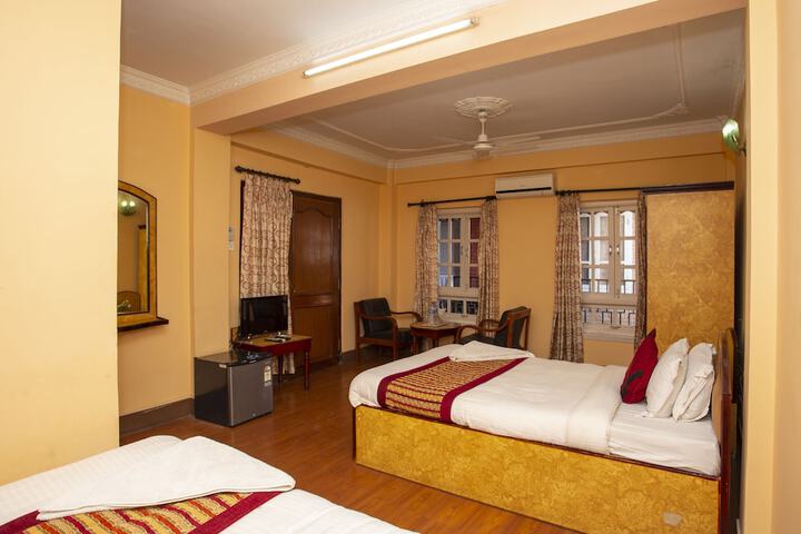 Room 21 of 49