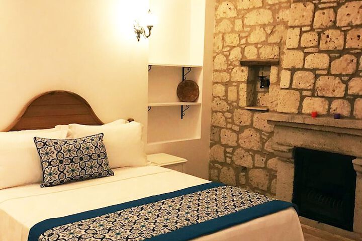 Room 8 of 30