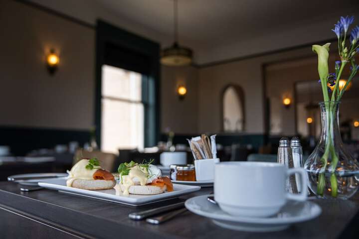 Breakfast/Coffee Service 172 of 256